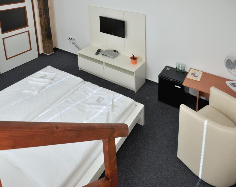 Pension Pod Vezi Kolín Стая снимка